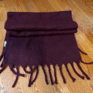 Abercrombie & Fitch scarf